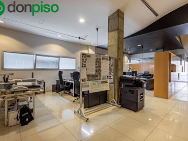 Business premises for sale in Calle CURRO CUCHARES