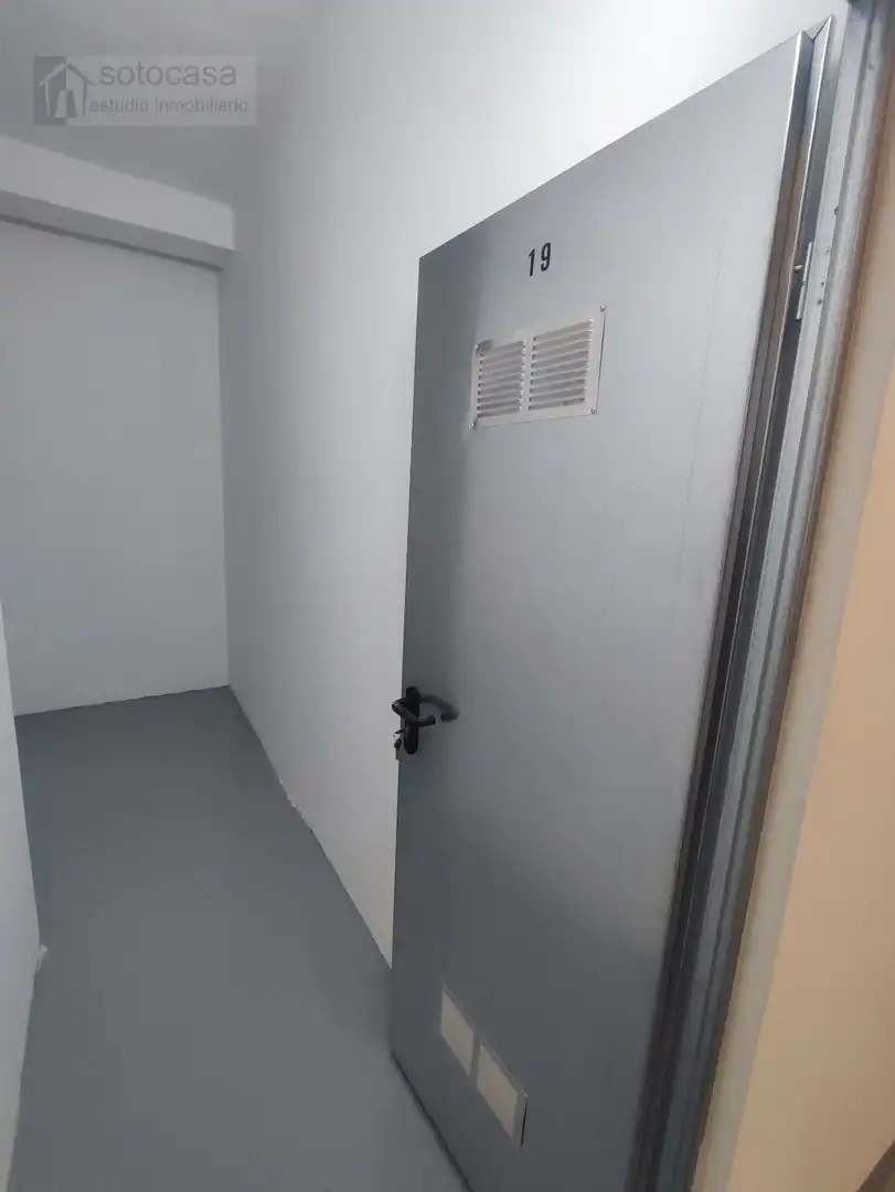 Storage room for sale in Valladolid