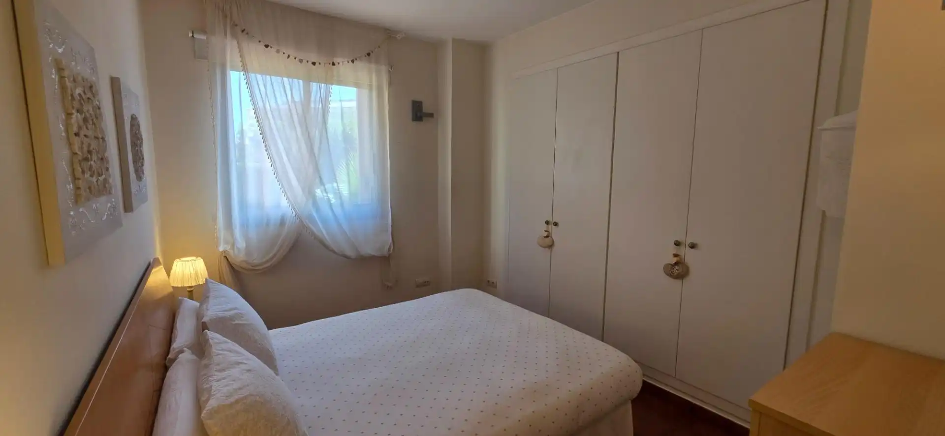 Dormitori de Planta baixa en venda en L'Ametlla de Mar  amb Aire condicionat, Calefacció i Jardí privat