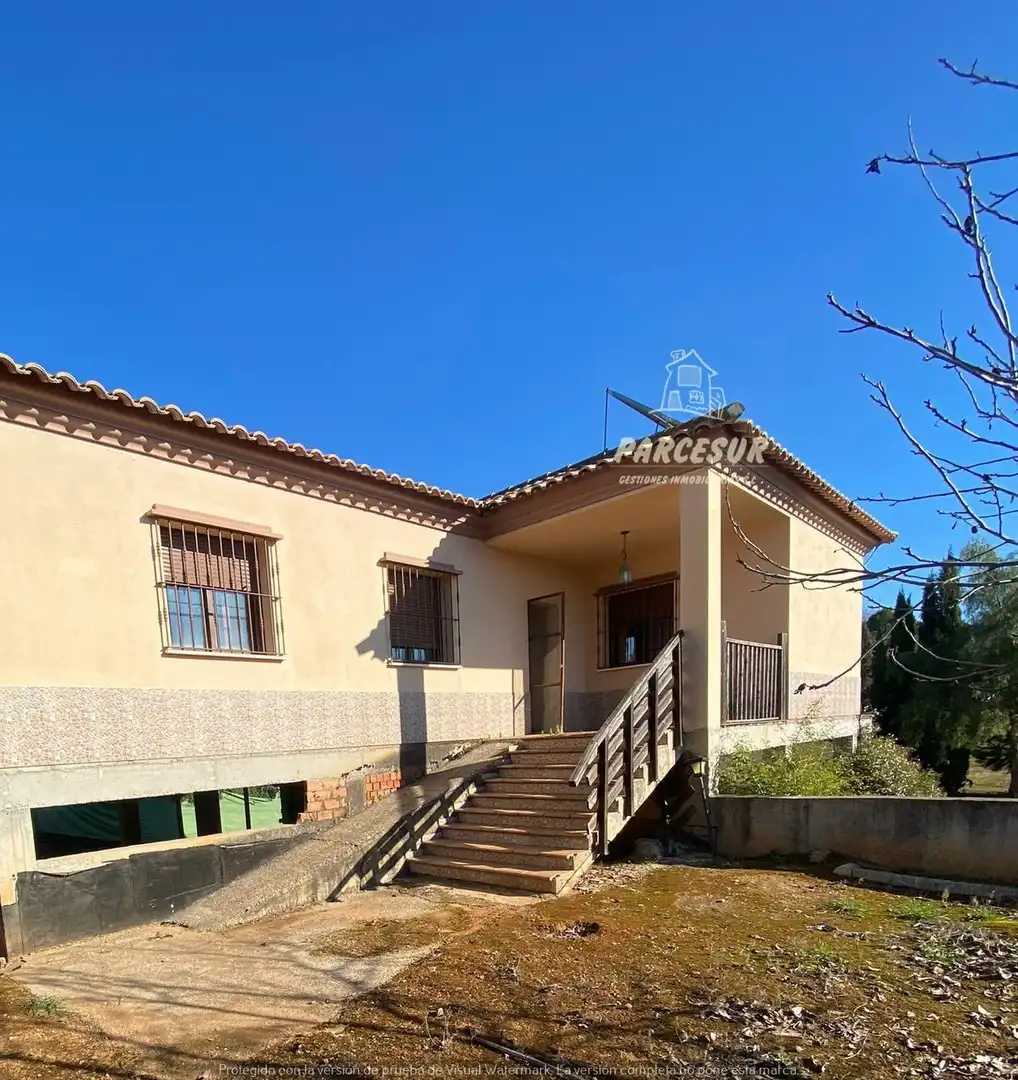 Exterior view of Houses for sale in Posadas  with Storage room