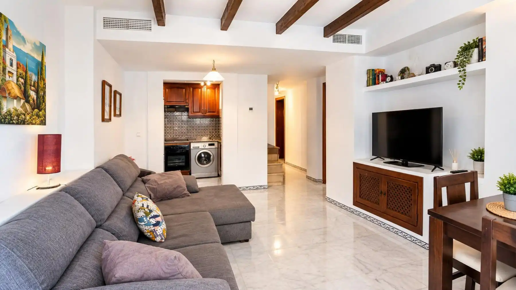 Apartment with pool for sale in Playa de los Locos, imagen 6
