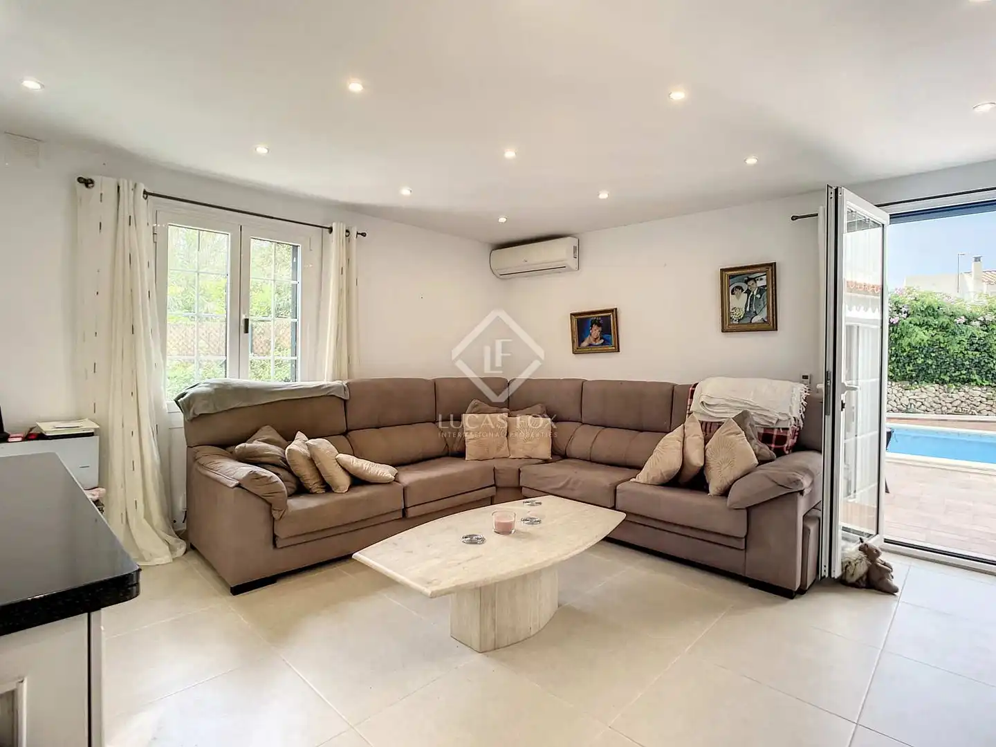 Living room of Houses for sale in Maó - Mahón  with Air Conditioner, Heating and Private garden