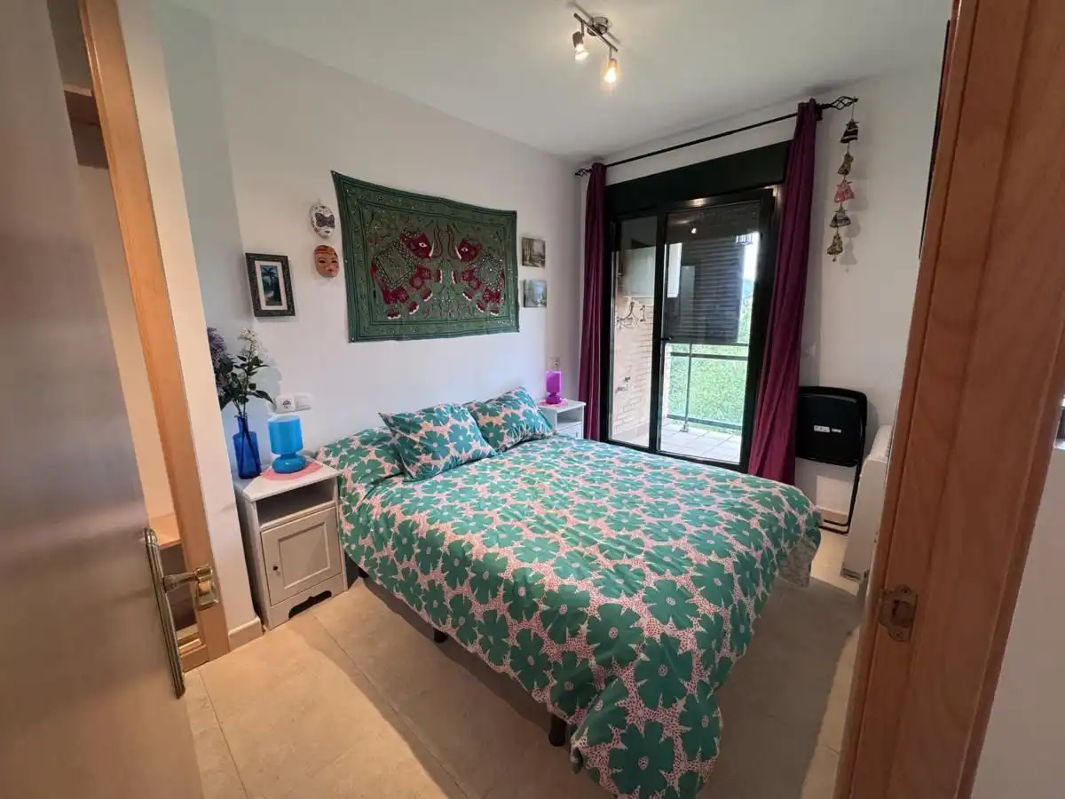 Habitación de Apartamento en venta en Llanes con Calefacción, Terraza y Trastero