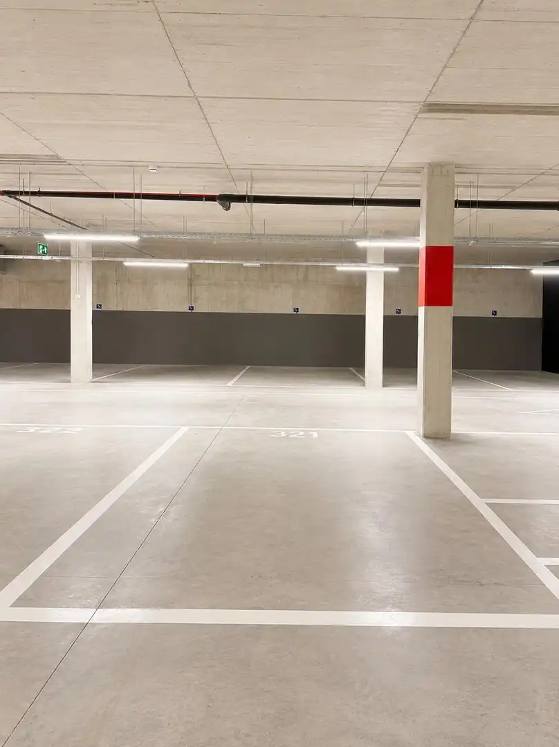 Parkplatz von Wohnung zur Miete in Terrassa mit Heizung, Parkett und Terrasse