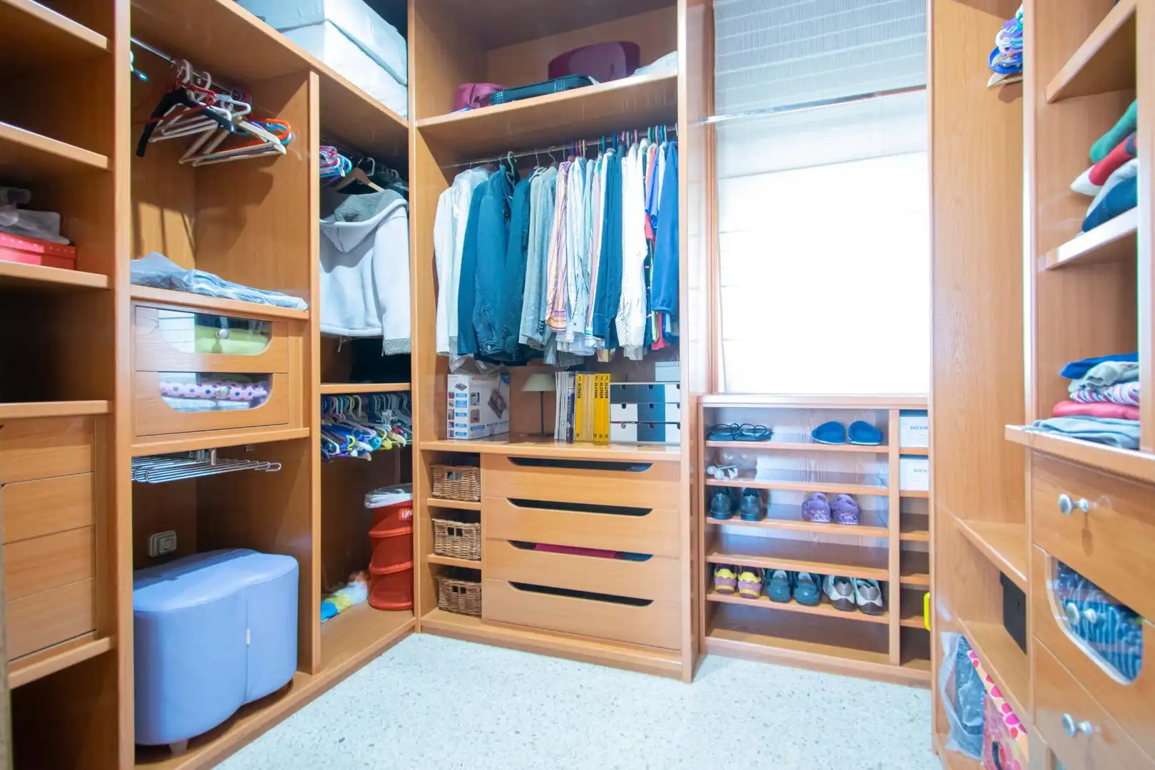 Bedroom of Flat for sale in Sevilla  with Air Conditioner, Heating and Community pool