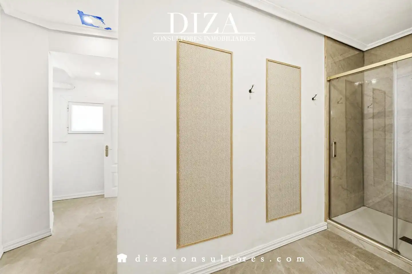 Exterior view of Flat for sale in Madrid  with Air Conditioner, Terrace and Furnished