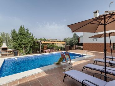 Xalet amb piscina en venda a Calle Río Andarax 25