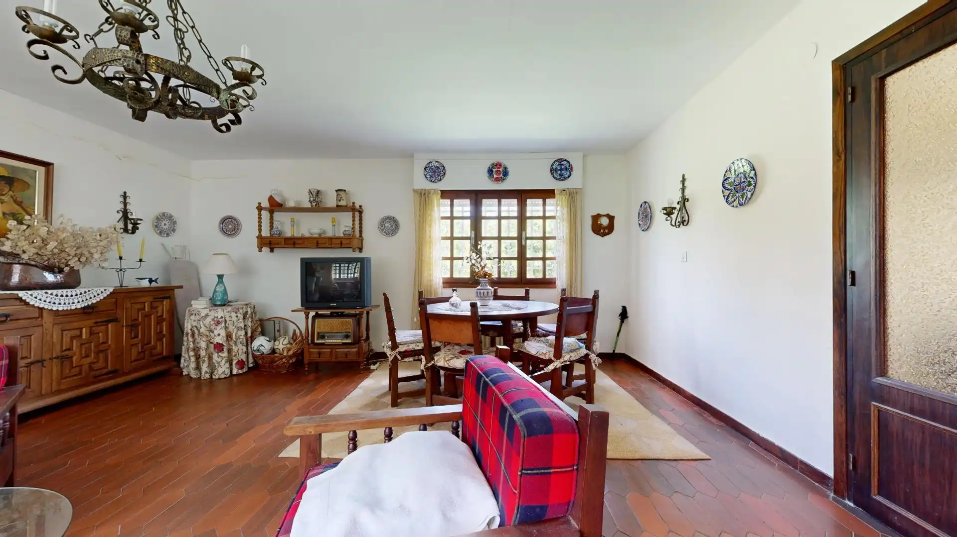 Sala d'estar de Casa o xalet en venda en Valle de Mena amb Jardí privat i Terrassa