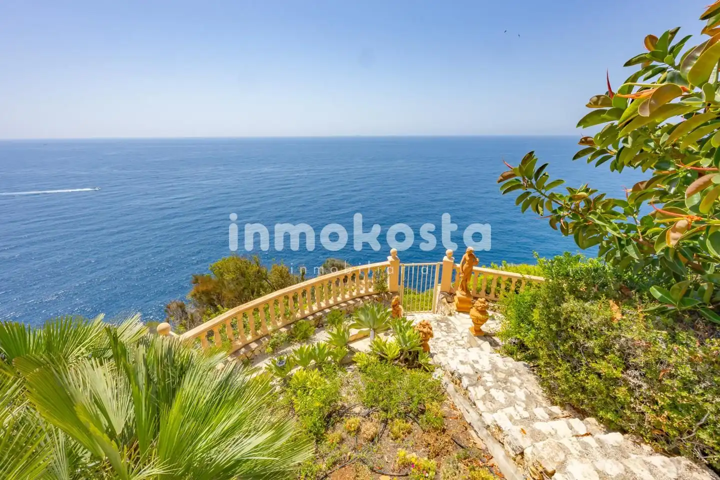 Houses for sale in Jávea / Xàbia  with Air Conditioner, Heating and Private garden
