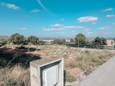 Terreny residencial en venda a Avenida de les Comarques