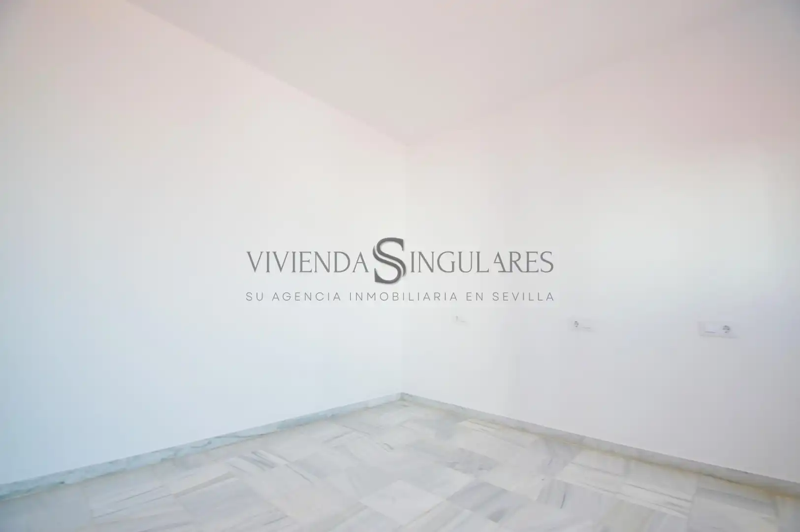 Habitación de Ático de alquiler en Sevilla con Aire acondicionado, Calefacción y Terraza