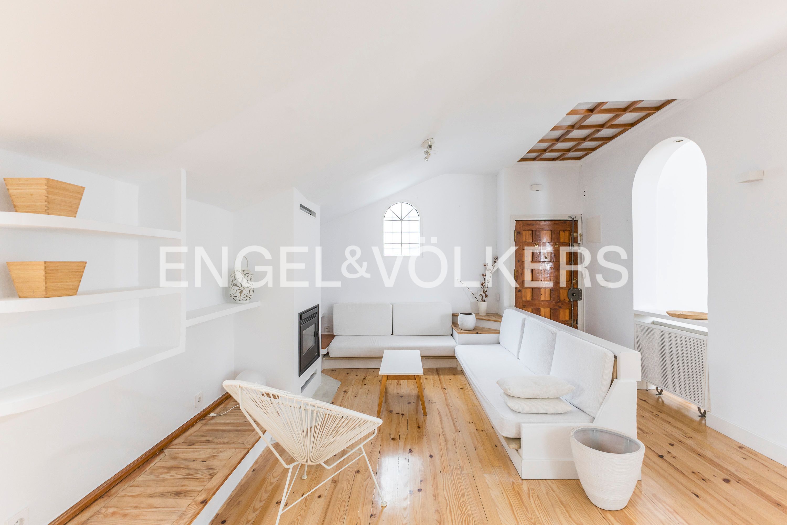 Sala d'estar de Àtic de lloguer en  Madrid Capital amb Aire condicionat, Calefacció i Terrassa