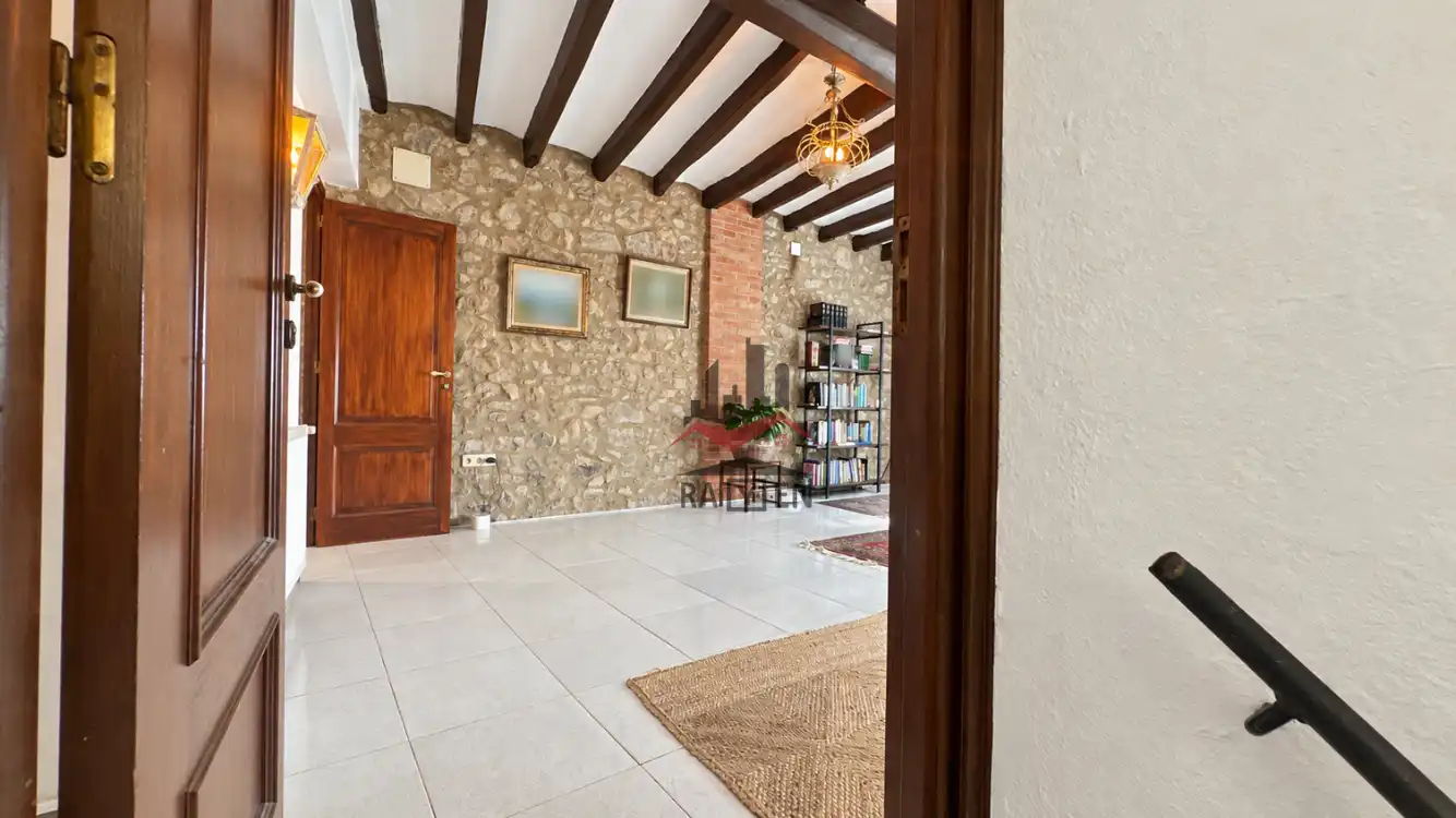 Finca rústica en venta en Terrades con Calefacción y Jardín privado