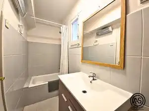Bathroom of Flat for rent in Zaragoza  with Heating, Furnished and Oven