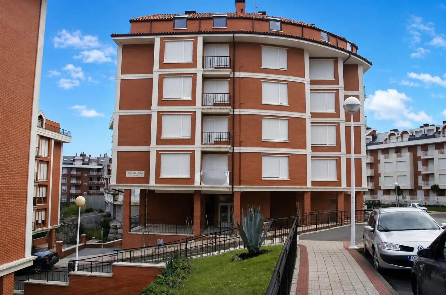 Exterior view of Flat for sale in Castro-Urdiales  with Heating, Parquet flooring and Internet