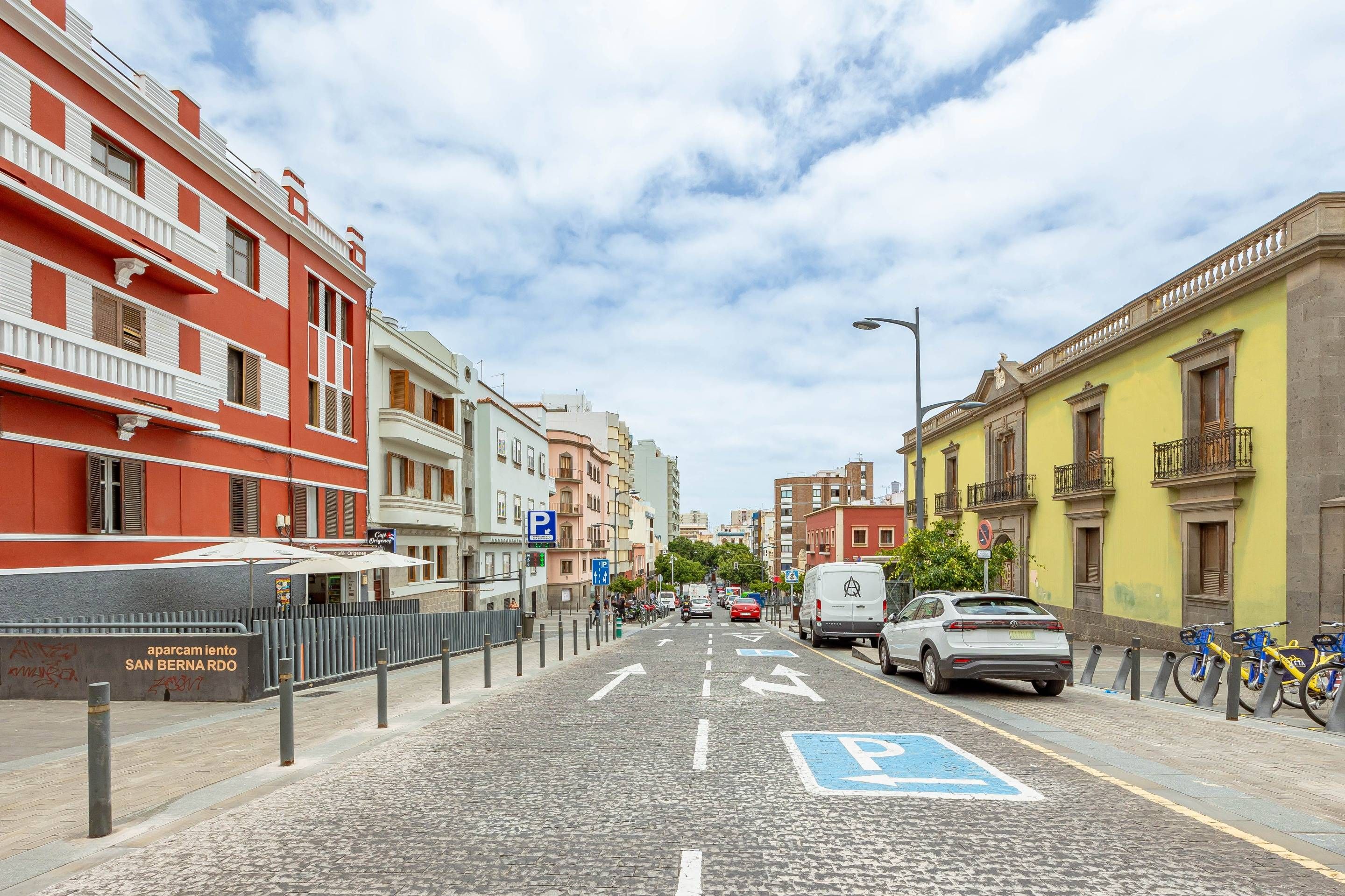 Vista exterior de Piso en venta en Las Palmas de Gran Canaria con Jardín privado y Trastero
