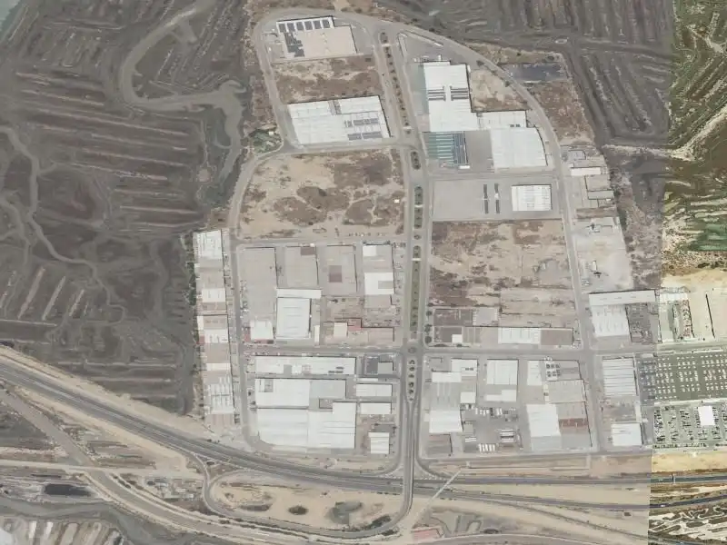 Industriegebäude zum Verkauf in Avenida Mojarra de la, imagen 3