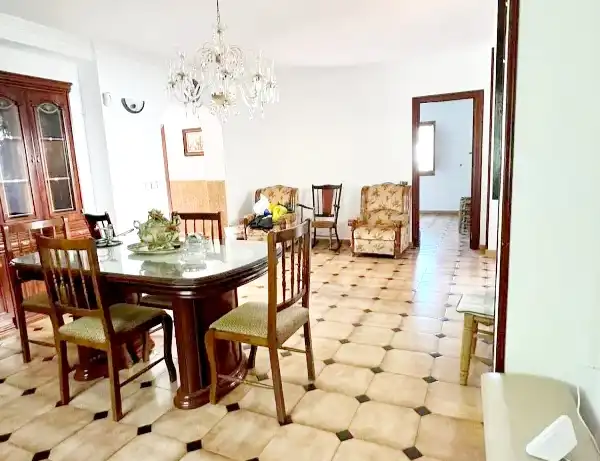 Menjador de Casa o xalet en venda en Vélez-Málaga amb Aire condicionat, Jardí privat i Terrassa