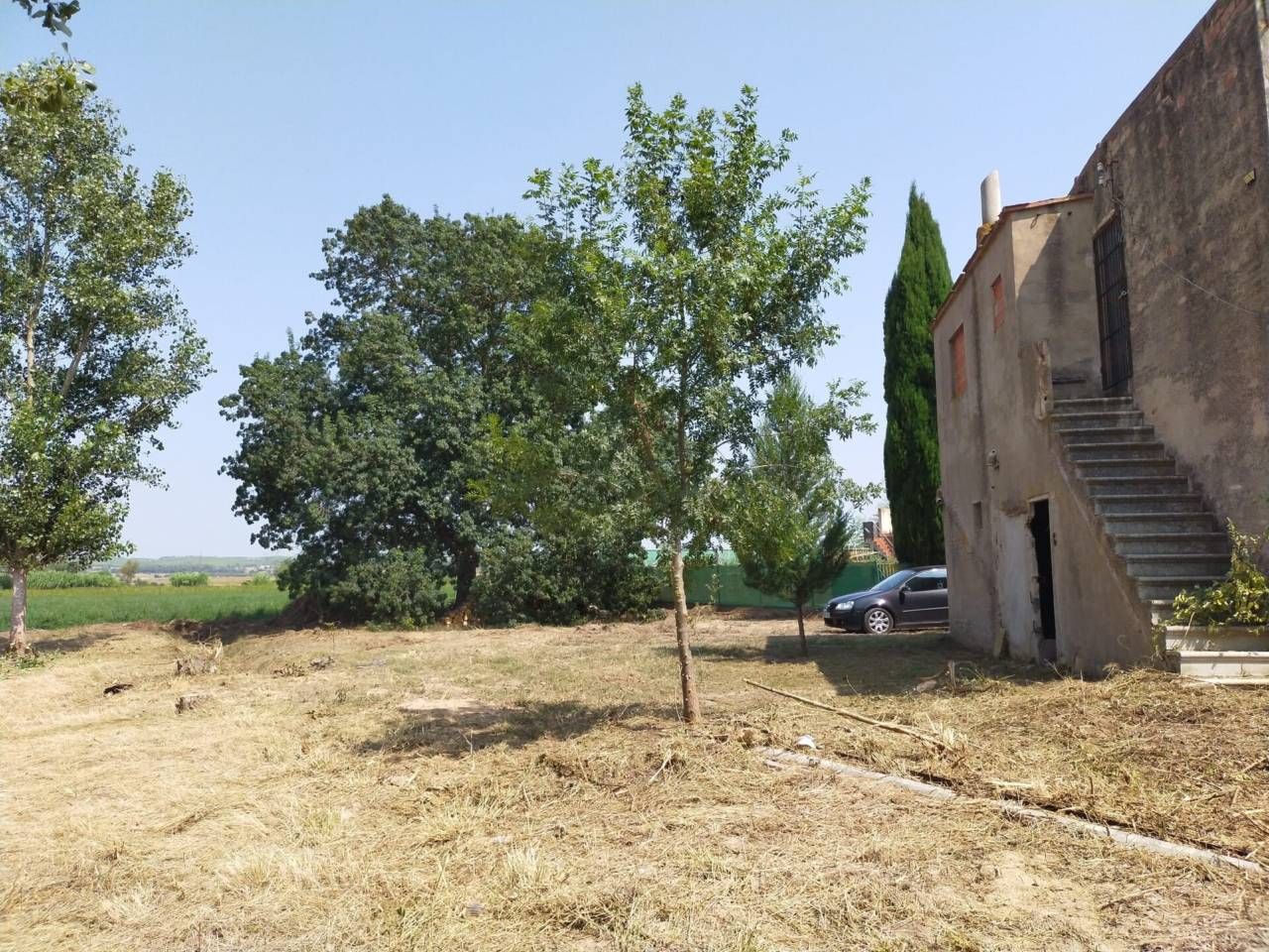 Finca rústica en venda en Verges amb Jardí privat