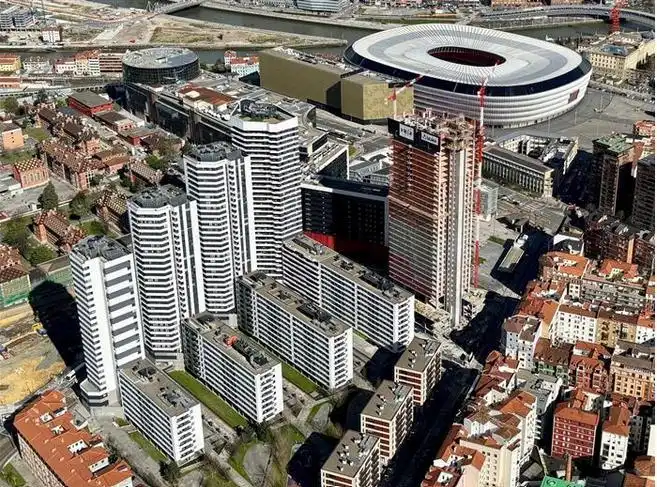 Exterior view of Flat for sale in Bilbao   with Air Conditioner, Heating and Private garden