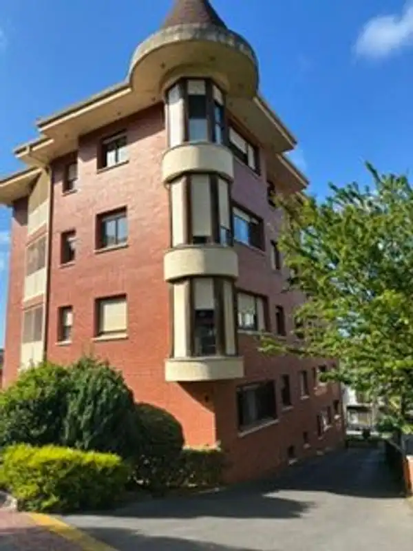 Vista exterior de Apartamento en venta en Getxo  con Calefacción, Trastero y Amueblado