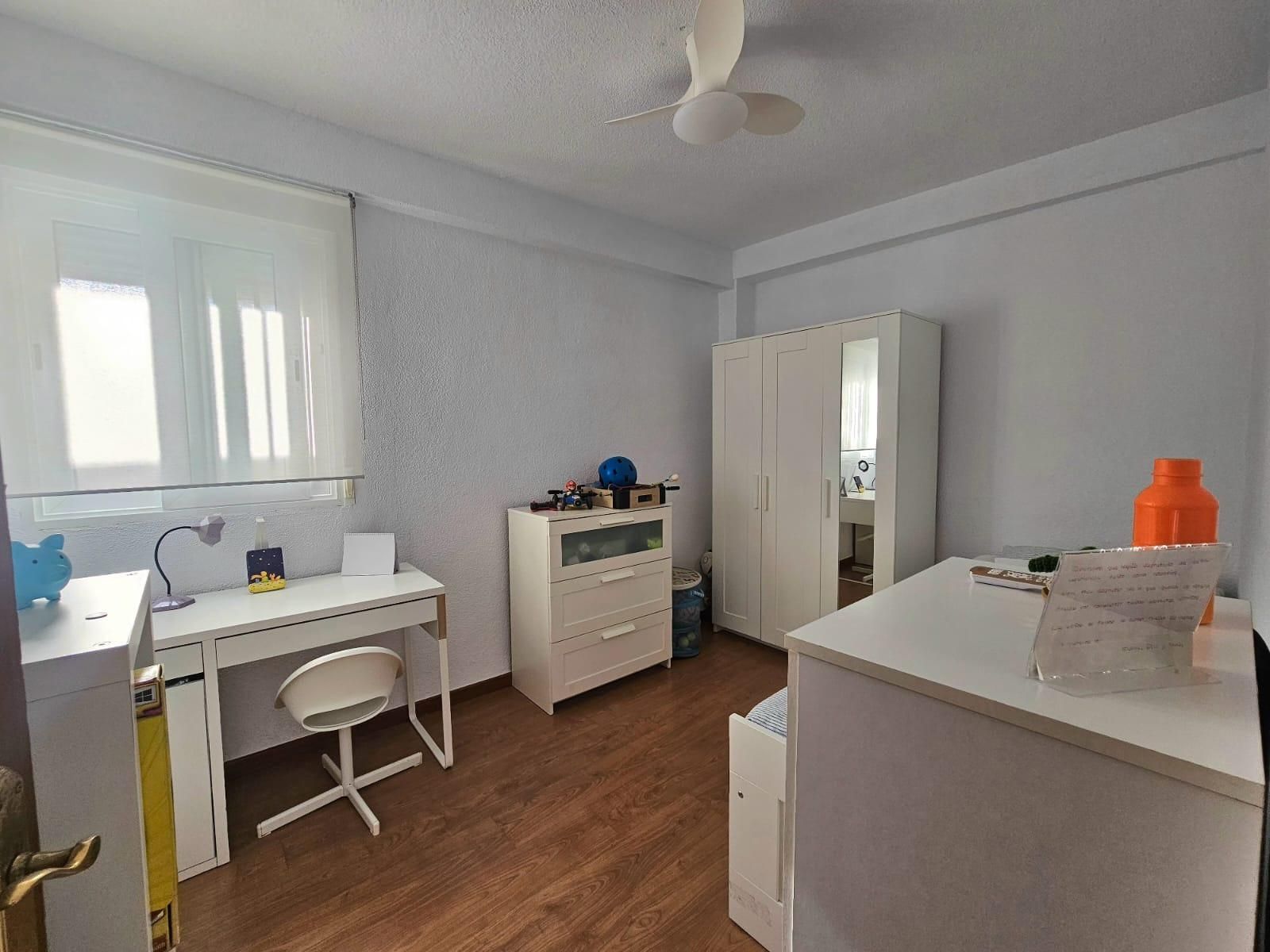 Bedroom of Flat for sale in  Córdoba Capital  with Air Conditioner