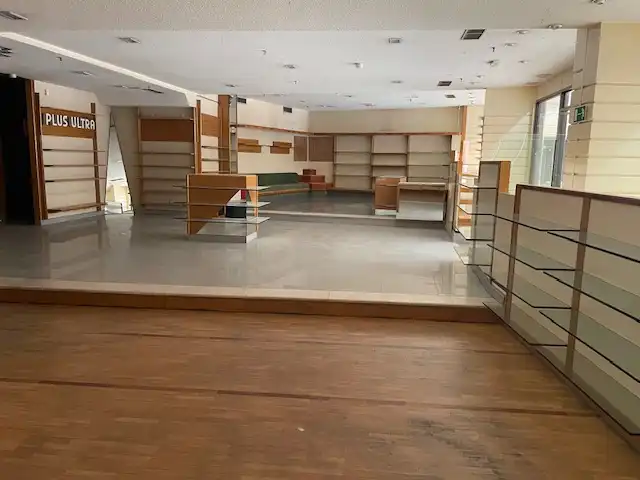 Local comercial en venta en Avenida de la Constitución, imagen 6