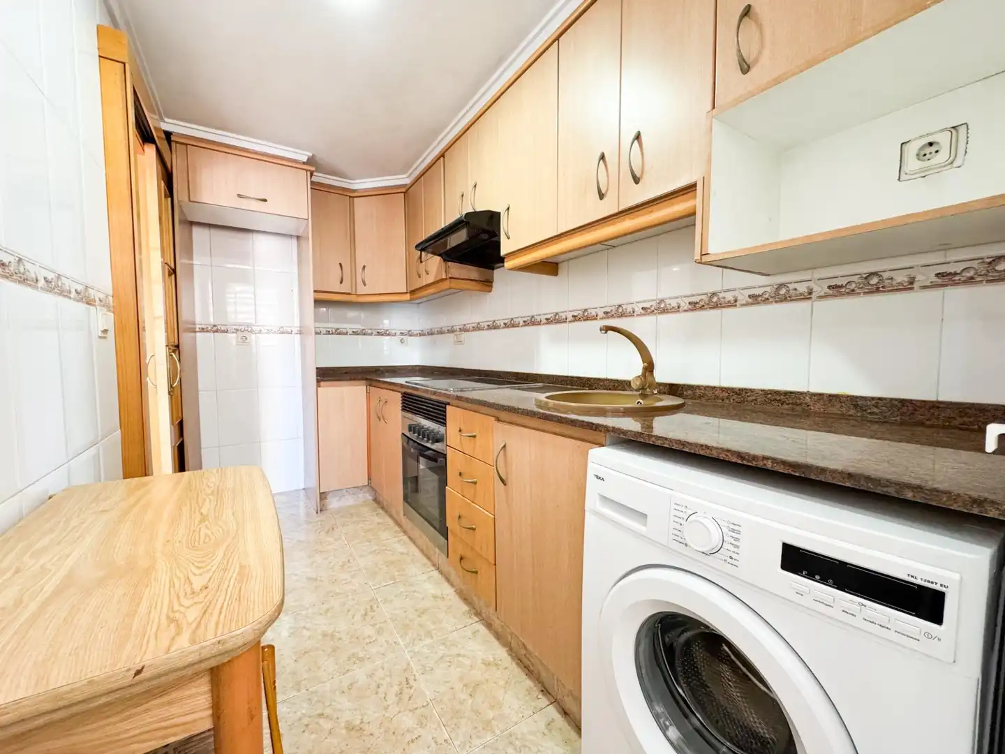 Cocina de Piso en venta en Valencia con Aire acondicionado y Balcón
