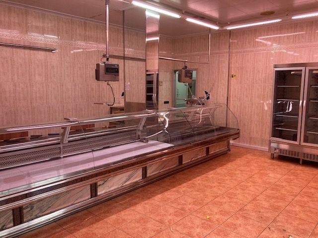 Local comercial en Venta en Riudellots de la Selva