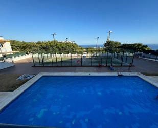 Swimming pool of Planta baja for sale in Benalmádena