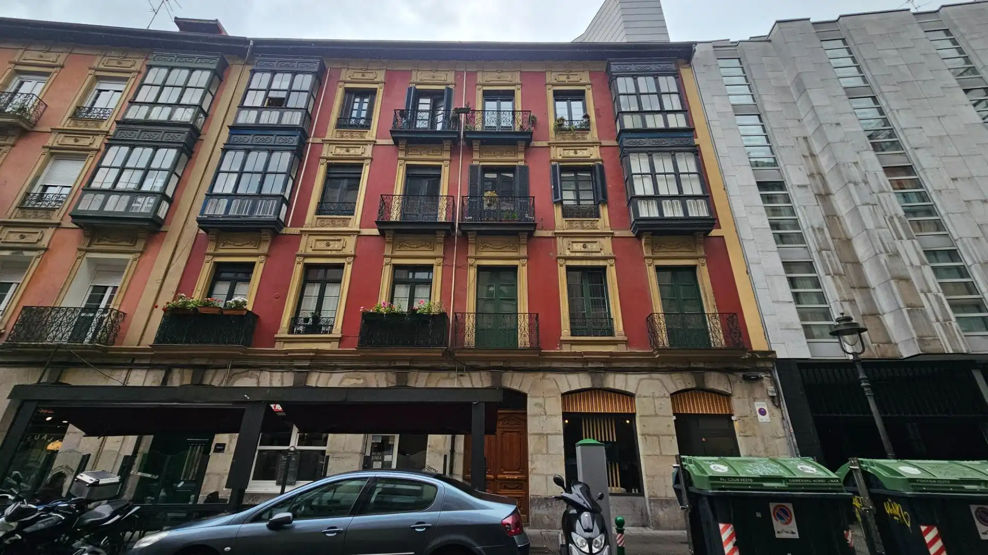 Vista exterior de Piso en venta en Bilbao  con Trastero