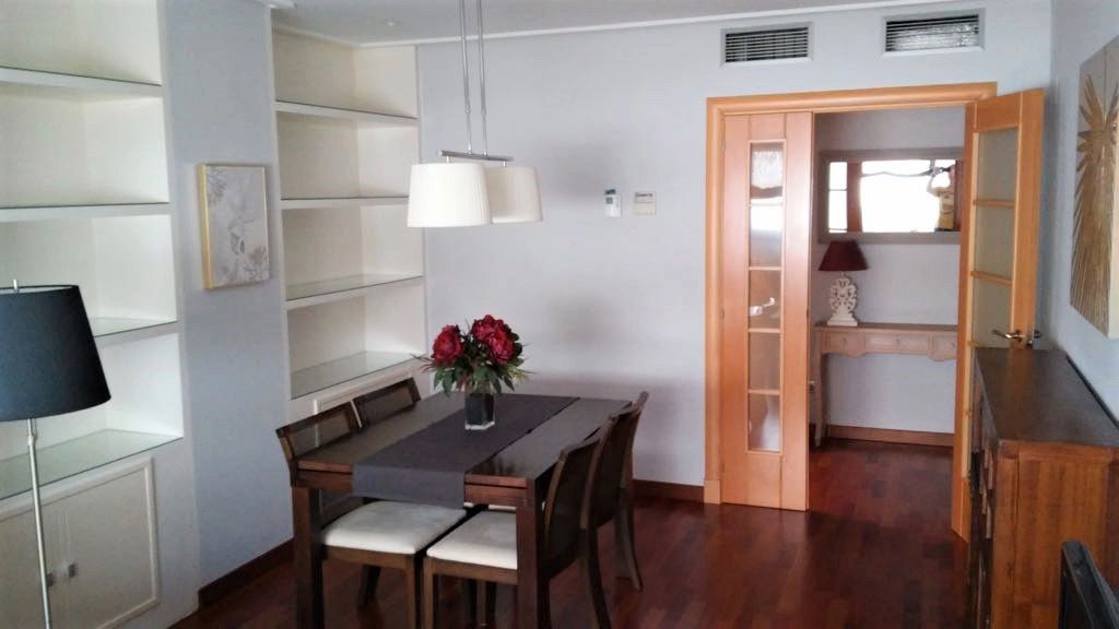 Dining room of Flat to rent in  Zaragoza Capital  with Air Conditioner, Heating and Parquet flooring
