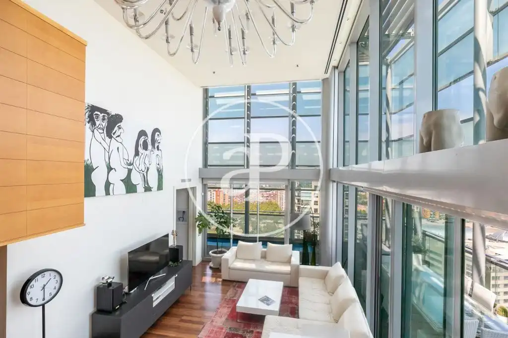 Sala de estar de Ático en venta en Barcelona con Aire acondicionado, Calefacción y Terraza
