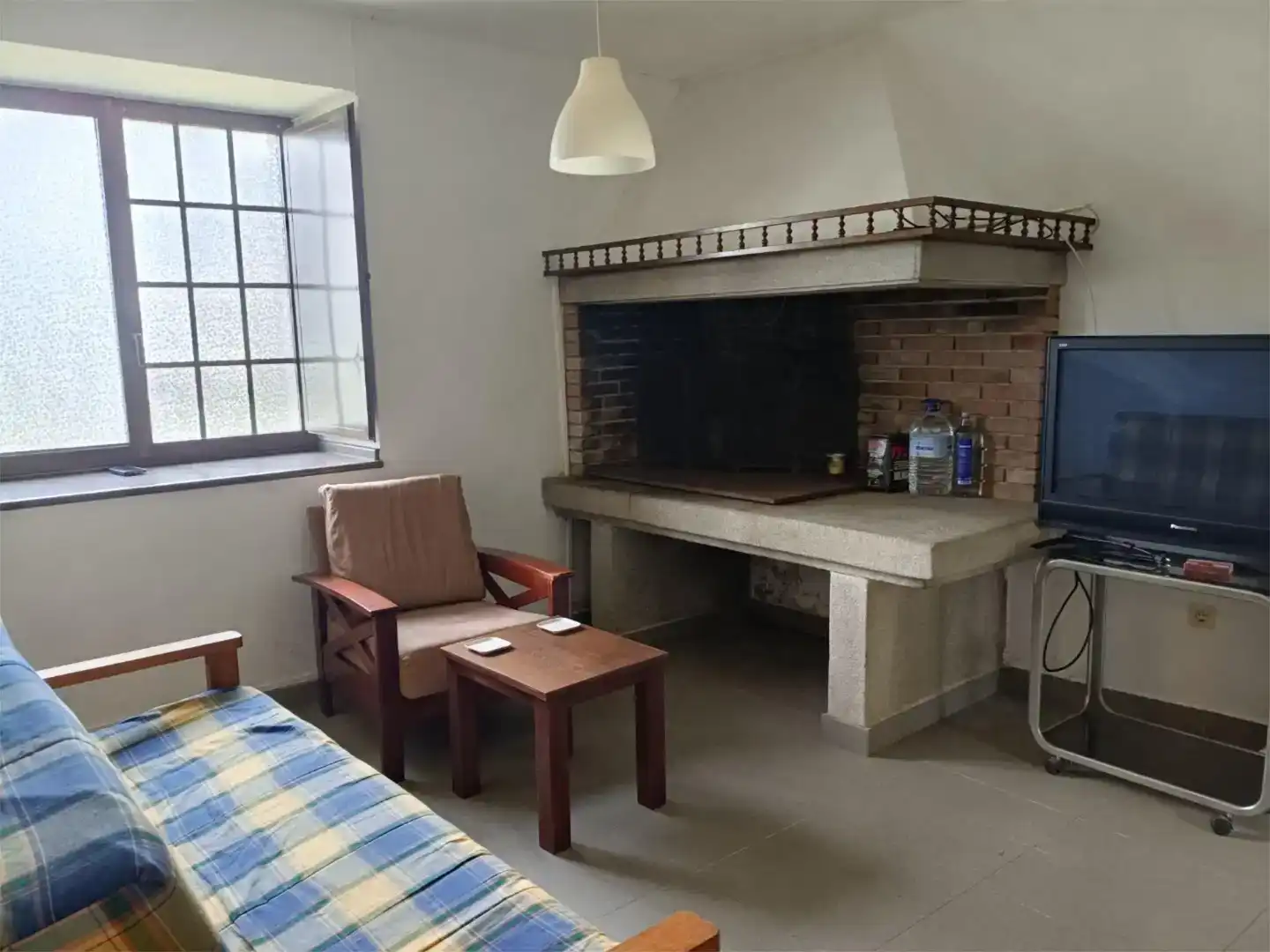 Sala d'estar de Casa o xalet en venda en Vilarmaior amb Jardí privat, Parquet i Moblat