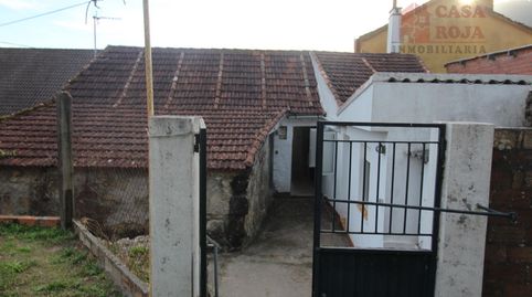 Casa pareada en venta para reformar en Coiro., image 4