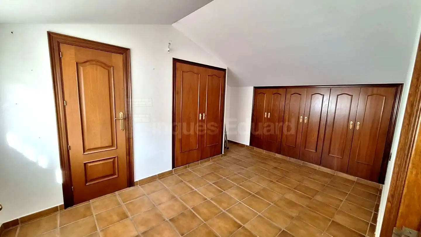 Casa adosada en venta en Cerdanyola Nord