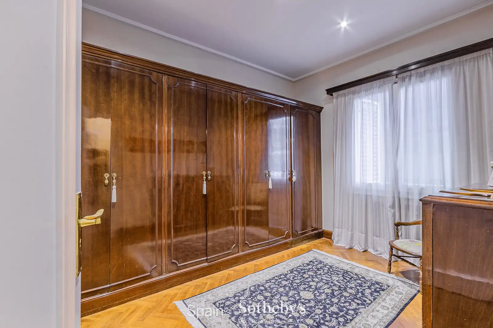 Dormitori de Apartament en venda en Barcelona amb Aire condicionat, Calefacció i Terrassa