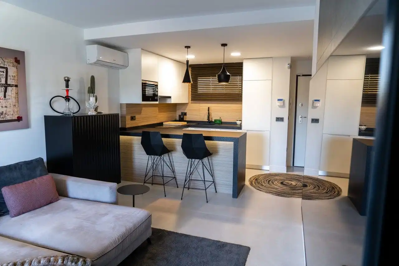 Cuina de Apartament en venda en Torrevieja amb Aire condicionat, Calefacció i Jardí privat