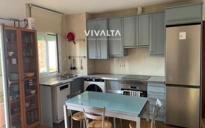 Kitchen of Flat for sale in  Madrid Capital  with Air Conditioner, Heating and Terrace