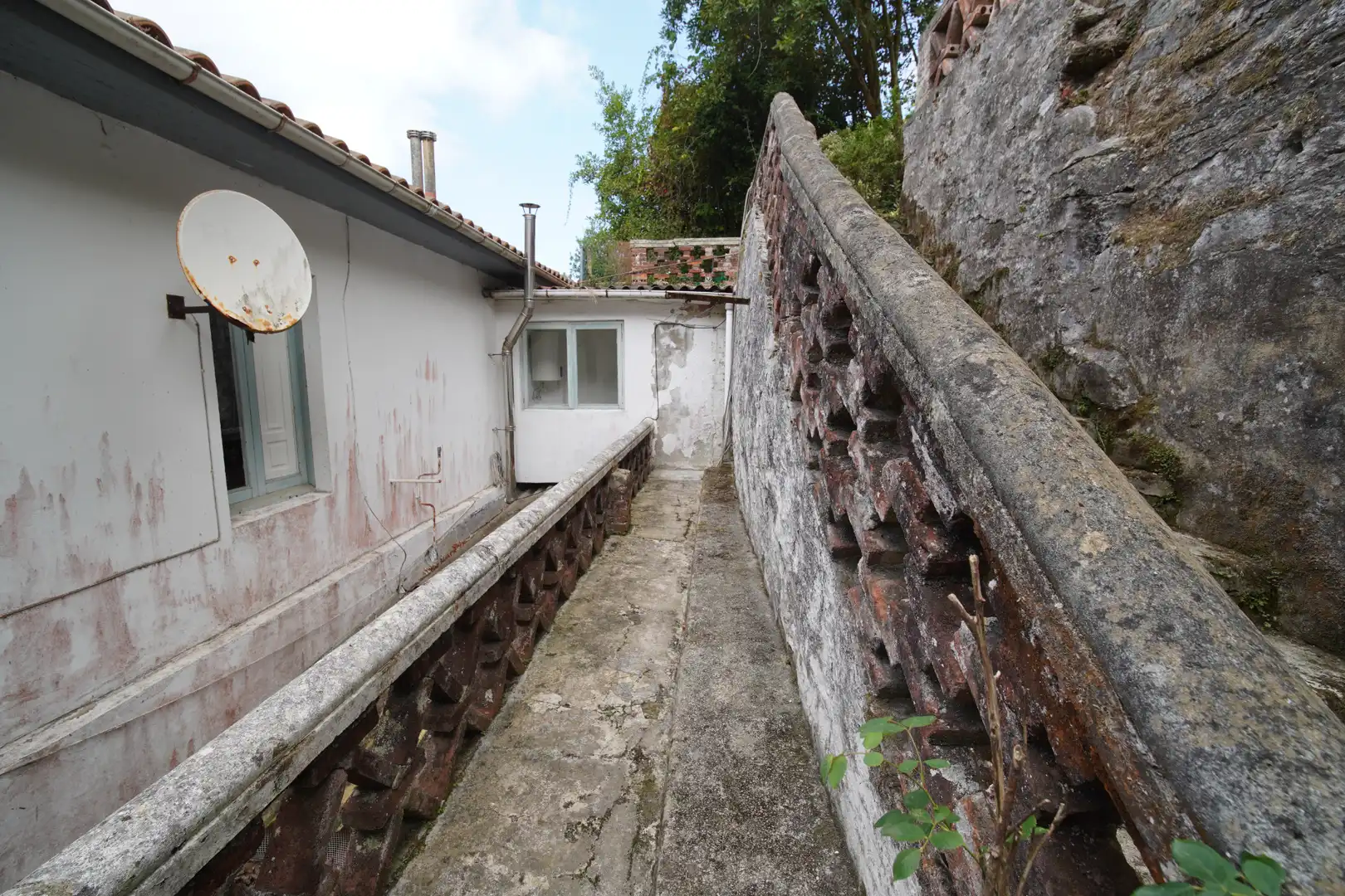 Exterior view of Flat for sale in Cudillero  with Heating, Private garden and Parquet flooring