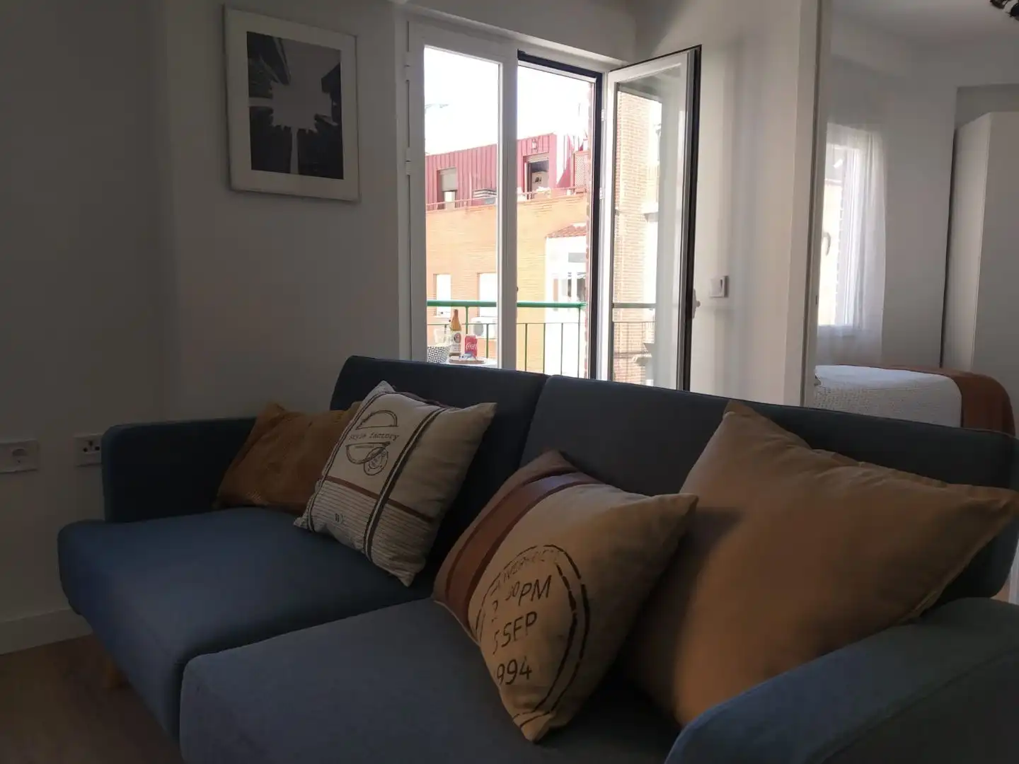 Living room of Flat for sale in Getafe  with Air Conditioner, Heating and Parquet flooring