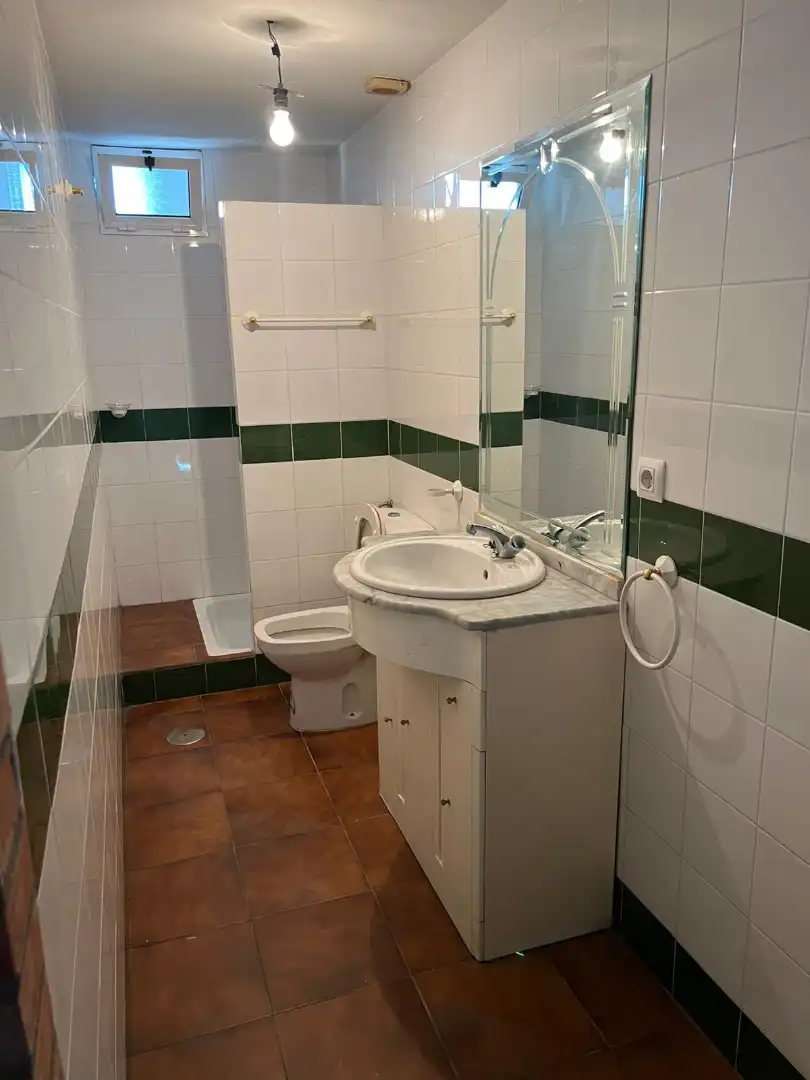 Badezimmer von Fabrikhallen zur Miete in El Puerto de Santa María