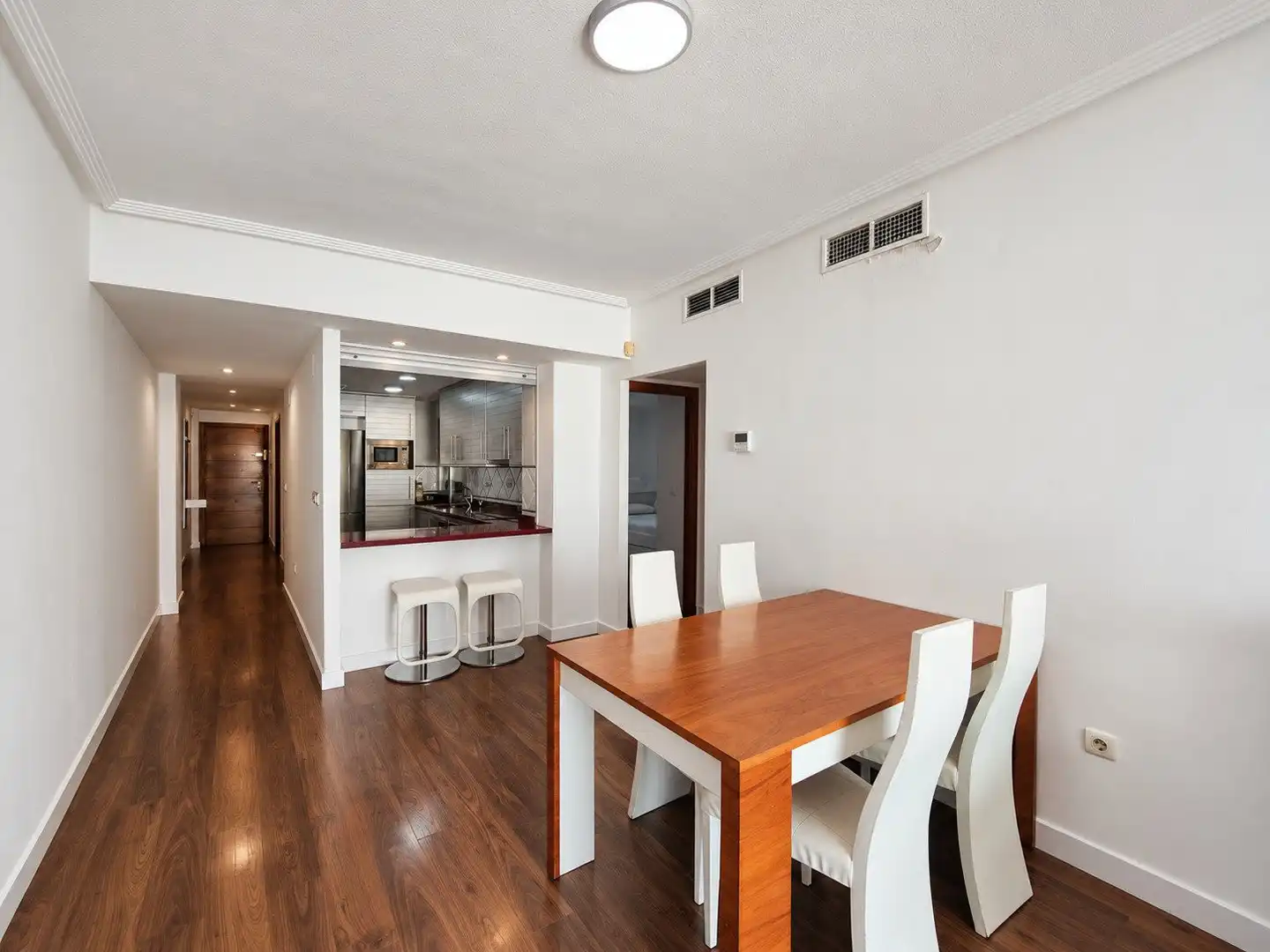 Comedor de Apartamento en venta en Torrevieja con Calefacción, Terraza y Amueblado