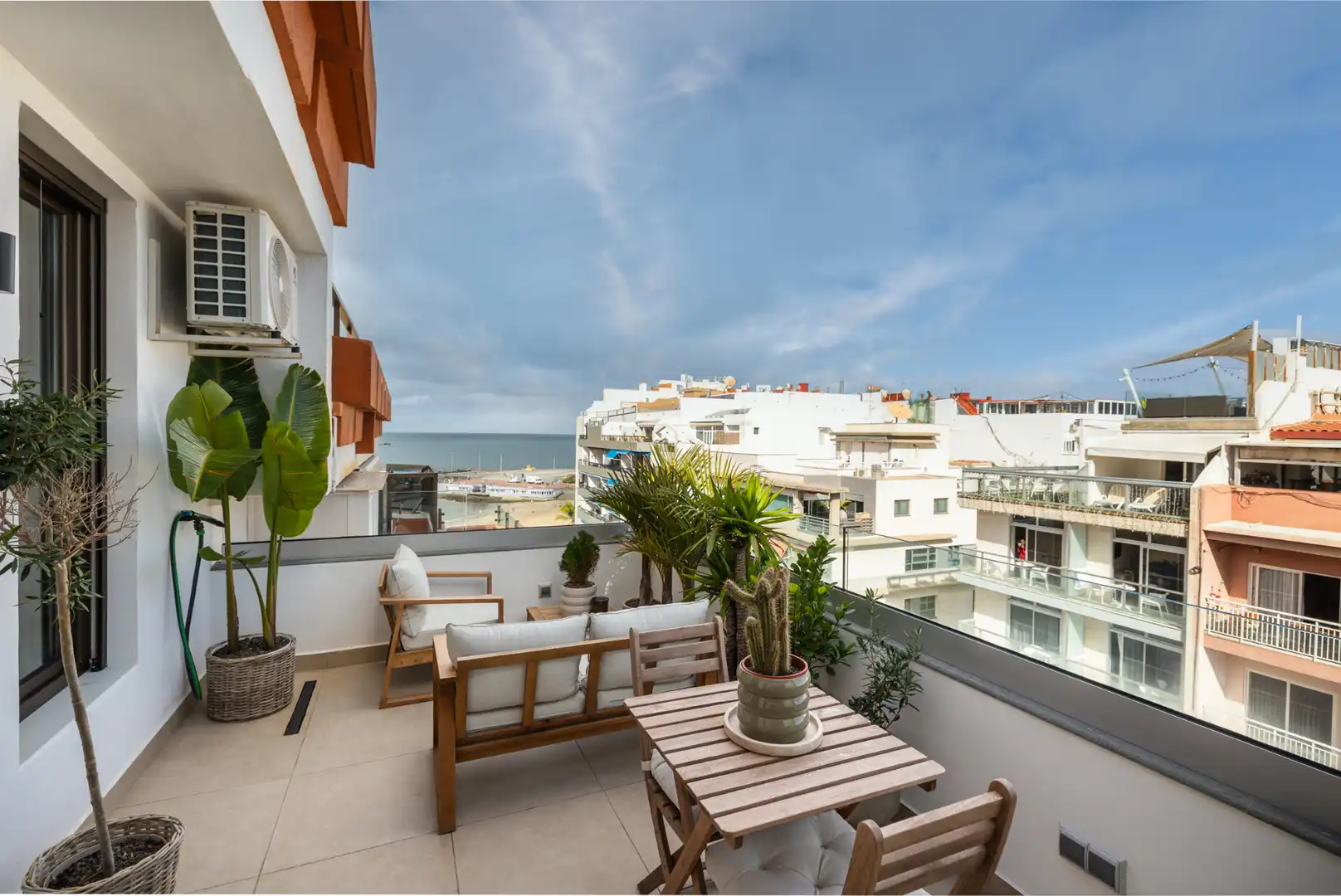 Terrasse von Dachboden zum Verkauf in Las Palmas de Gran Canaria mit Klimaanlage, Terrasse und Möbliert