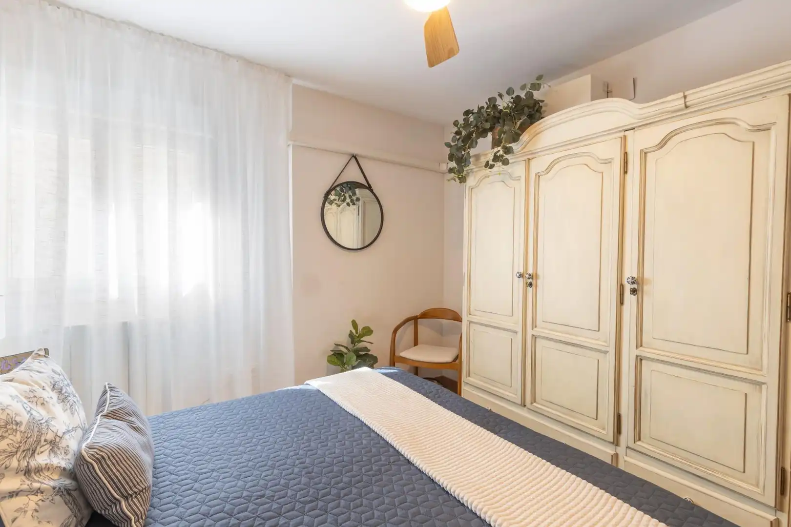Habitación de Ático en venta en Granada con Aire acondicionado, Calefacción y Terraza