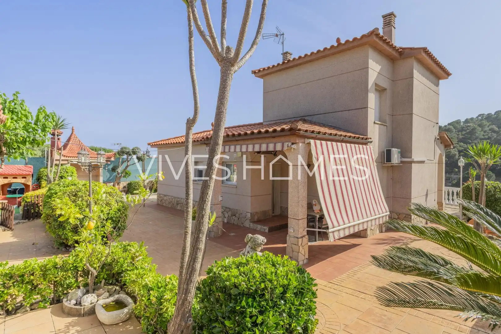 Casa con piscina en venta en Carrer de la Morera, imagen 5