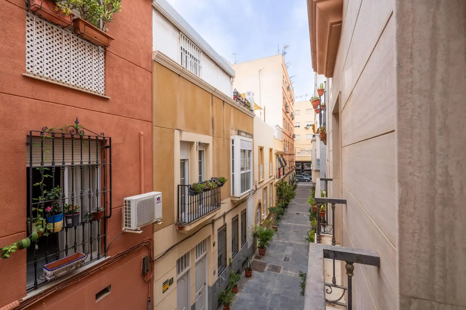 Vista exterior de Casa o xalet en venda en Plaza de Toros - Santa Rita