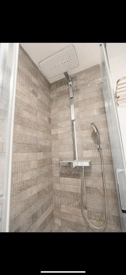 Bany de Casa o xalet en venda en A Merca   amb Jardí privat, Terrassa i Moblat
