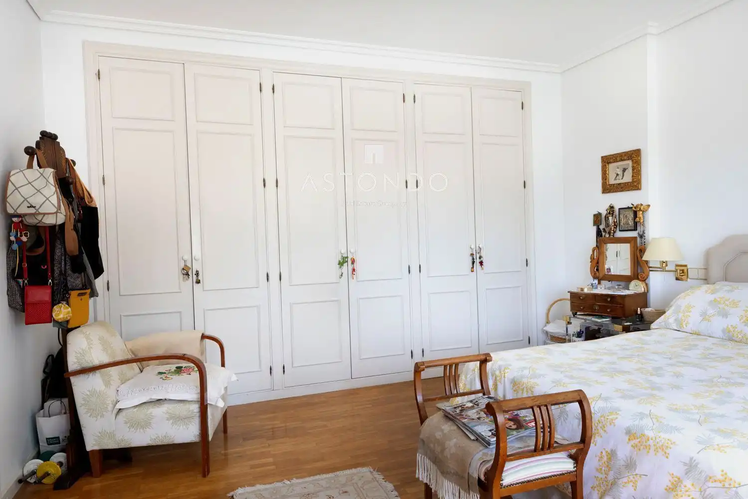 Bedroom of Houses for sale in Madrid  with Air Conditioner, Heating and Terrace