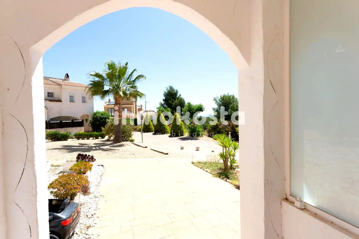 Außenansicht von Einfamilien-Reihenhaus zum Verkauf in La Nucia mit Klimaanlage, Privatgarten und Terrasse